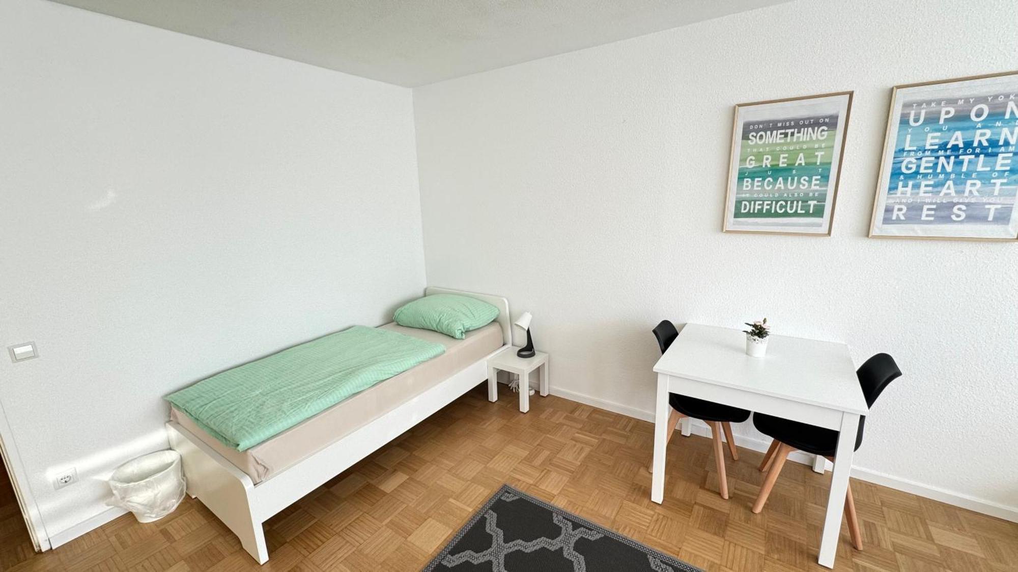 Monteur & Messezimmer Ratingen-Duesseldorf Экстерьер фото