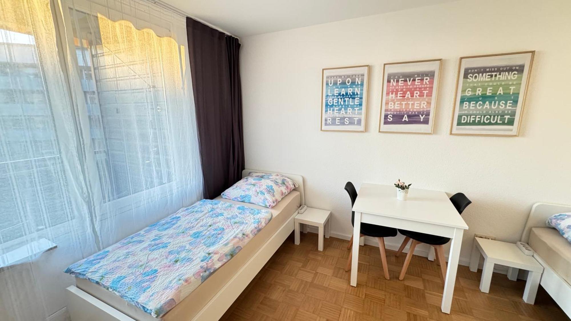 Monteur & Messezimmer Ratingen-Duesseldorf Экстерьер фото